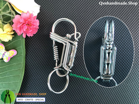 Stainless steel handmade keychain - The center piece of bamboo